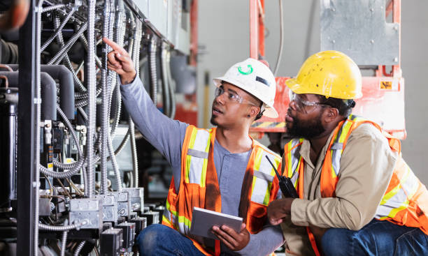 Best Electrical Contractors for Businesses  in Bardstown, KY